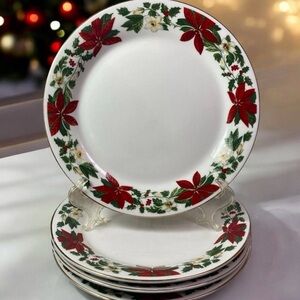 Gibson Christmas Poinsettia Dinner Plates Set Of 4 Gold Trim Holly Berry 9 5/8”